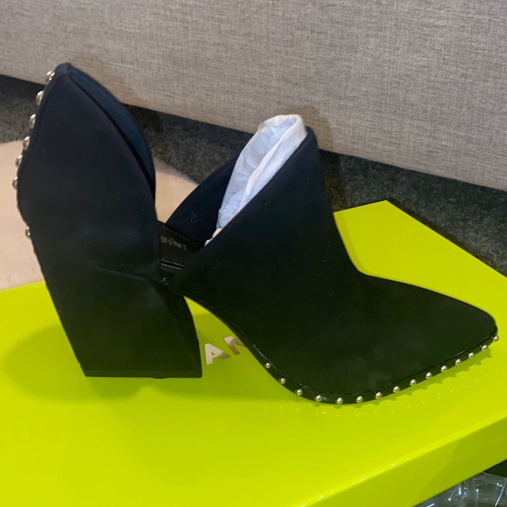 Gianni Bini studded booties